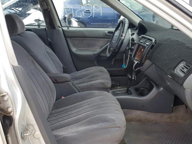 2HGEJ661XYH532693 - 2000 HONDA CIVIC BASE SILVER photo 5