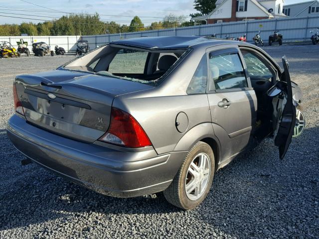 1FAFP34383W344100 - 2003 FORD FOCUS SE C GRAY photo 4