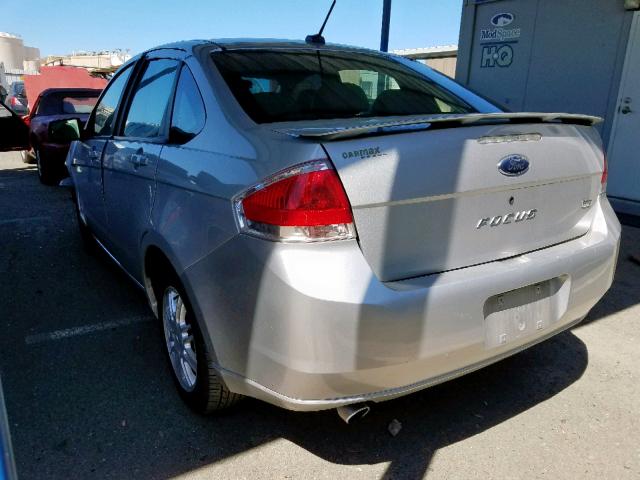 1FAHP36N19W243755 - 2009 FORD FOCUS SES SILVER photo 3