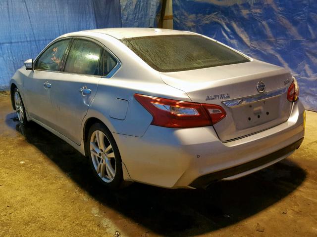 1N4BL3AP2HC475226 - 2017 NISSAN ALTIMA 3.5 SILVER photo 3