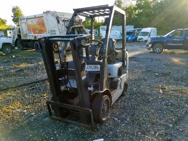 CPL029P3618 - 2006 NISSAN FORKLIFT SILVER photo 2