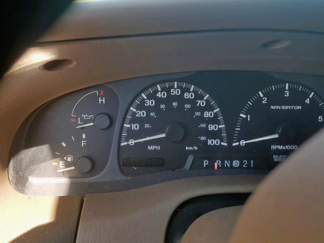 5LMFU28A1YLJ40584 - 2000 LINCOLN NAVIGATOR GOLD photo 8