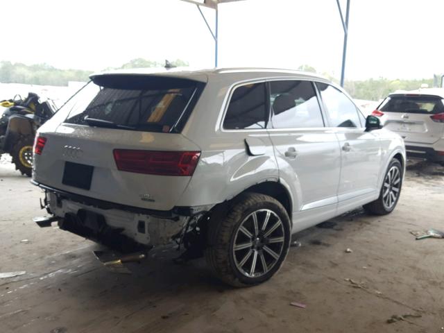 WA1VABF7XJD034826 - 2018 AUDI Q7 PRESTIG WHITE photo 4