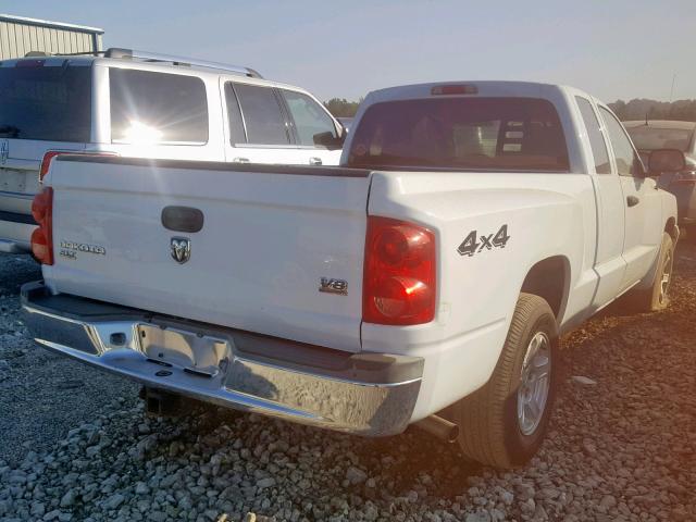 1D7HW42N86S589822 - 2006 DODGE DAKOTA SLT WHITE photo 4