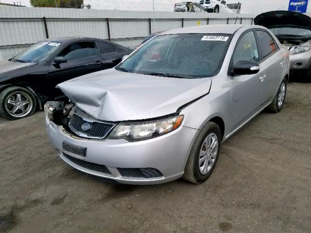 KNAFU4A26A5142831 - 2010 KIA FORTE EX SILVER photo 2