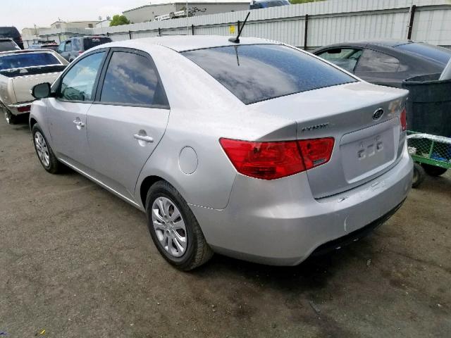 KNAFU4A26A5142831 - 2010 KIA FORTE EX SILVER photo 3