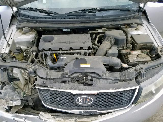 KNAFU4A26A5142831 - 2010 KIA FORTE EX SILVER photo 7