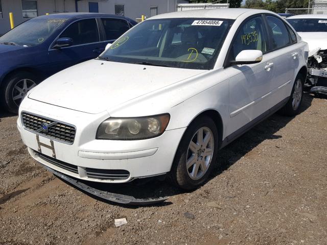 YV1MS390262217153 - 2006 VOLVO S40 2.4I WHITE photo 2