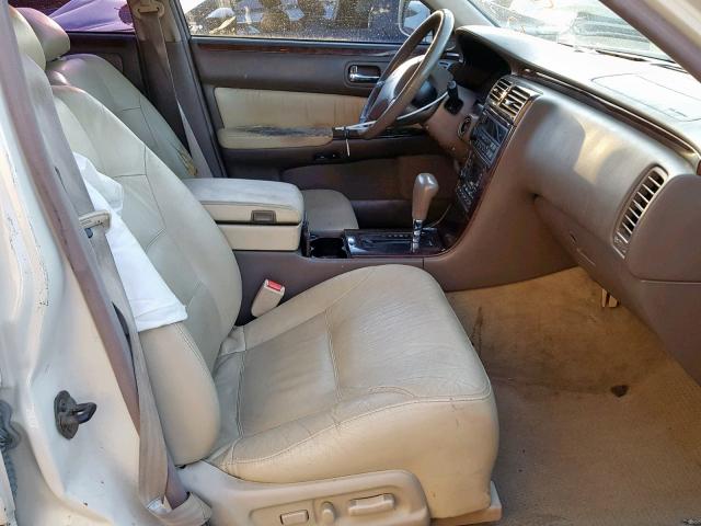 JNKBY31A8WM401225 - 1998 INFINITI Q45 BASE WHITE photo 5