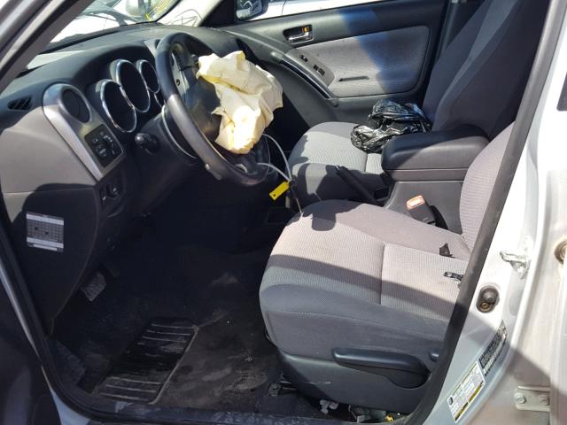 2T1KR32E05C331439 - 2005 TOYOTA MATRIX 银色 照片 5