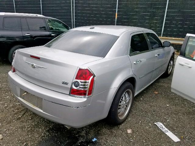 2C3CA5CV8AH182787 - 2010 CHRYSLER 300 TOURIN SILVER photo 4