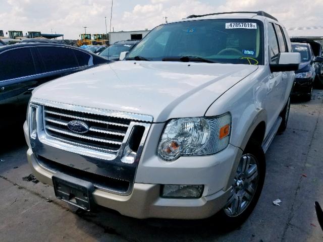 1FMEU6EE7AUA93252 - 2010 FORD EXPLORER E WHITE photo 2