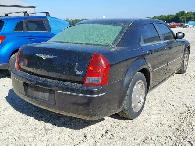 2C3KA53G36H407654 - 2006 CHRYSLER 300 TOURIN BLACK photo 4