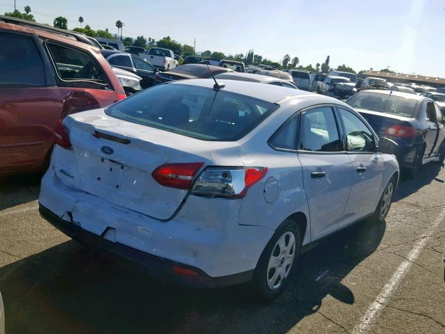 1FADP3E21GL276159 - 2016 FORD FOCUS S WHITE photo 4