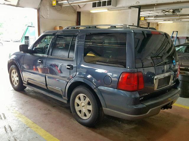 5LMFU27R43LJ10141 - 2003 LINCOLN NAVIGATOR BLUE photo 3