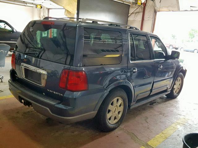 5LMFU27R43LJ10141 - 2003 LINCOLN NAVIGATOR BLUE photo 4