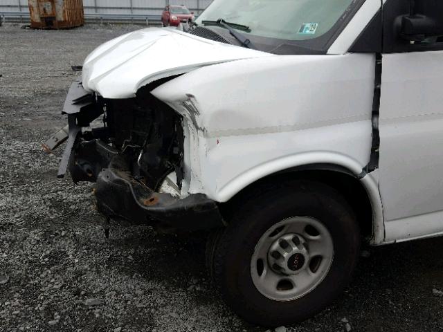 1GTHG35U361255644 - 2006 GMC SAVANA G35 WHITE photo 9