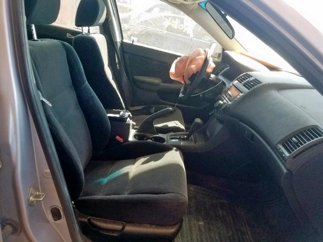 1HGCM56354A141700 - 2004 HONDA ACCORD LX SILVER photo 5