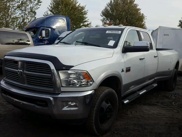 3D73Y4CLXAG158867 - 2010 DODGE RAM 3500 WHITE photo 2