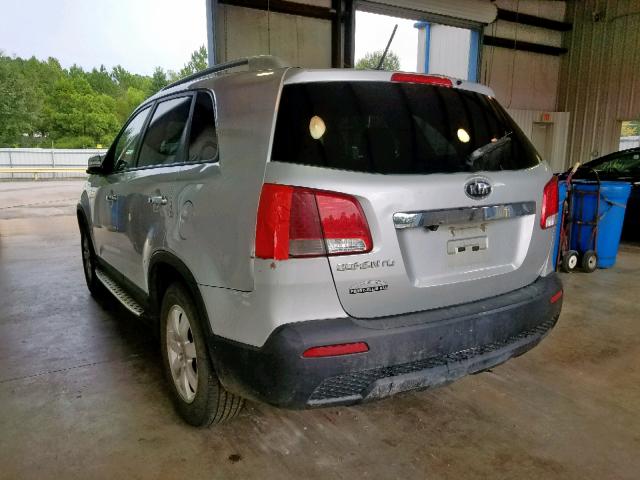 5XYKT3A63DG371951 - 2013 KIA SORENTO LX SILVER photo 3