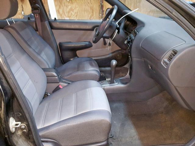 1Y1SK536XRZ058332 - 1994 GEO PRIZM BASE BLACK photo 5