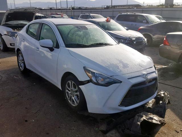 3MYDLBZV9GY111389 - 2016 TOYOTA SCION IA WHITE photo 1