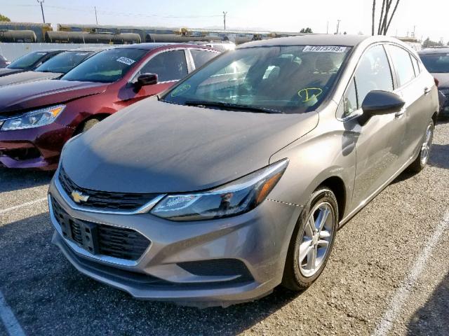 3G1BE6SM0HS613245 - 2017 CHEVROLET CRUZE LT GOLD photo 2