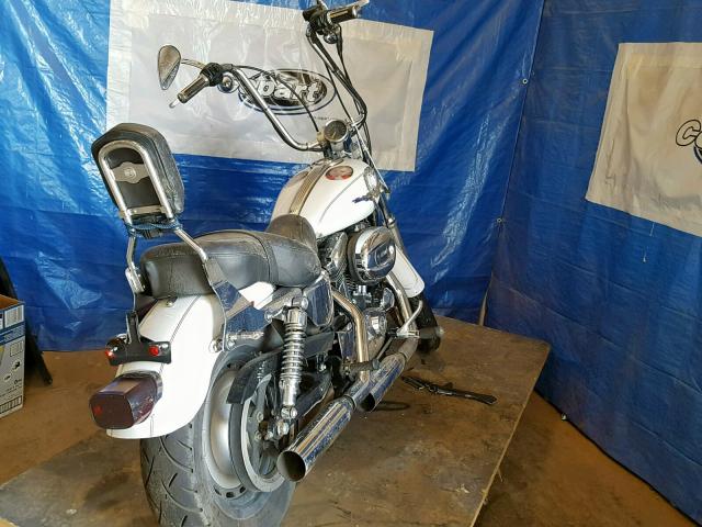 1HD1CGP185K413569 - 2005 HARLEY-DAVIDSON XL1200 C WHITE photo 4