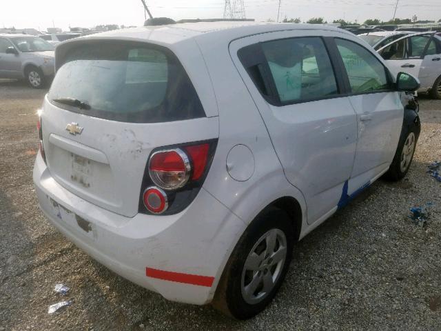 1G1JA6SH1F4203528 - 2015 CHEVROLET SONIC LS WHITE photo 4