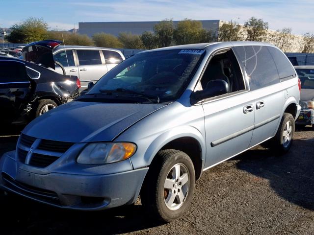 1D4GP45R85B154835 - 2005 DODGE CARAVAN SX GRAY photo 2