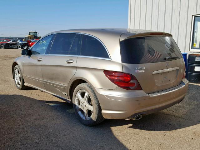 4JGCB65E09A094754 - 2009 MERCEDES-BENZ R 350 4MAT TAN photo 3