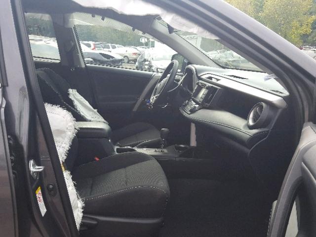 2T3WFREV3JW439689 - 2018 TOYOTA RAV4 ADVEN GRAY photo 5