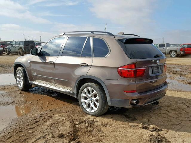 5UXZV4C50BL415598 - 2011 BMW X5 XDRIVE3 BROWN photo 3