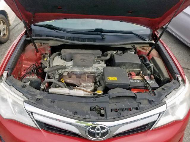 4T1BF1FK8CU548875 - 2012 TOYOTA CAMRY BASE RED photo 7