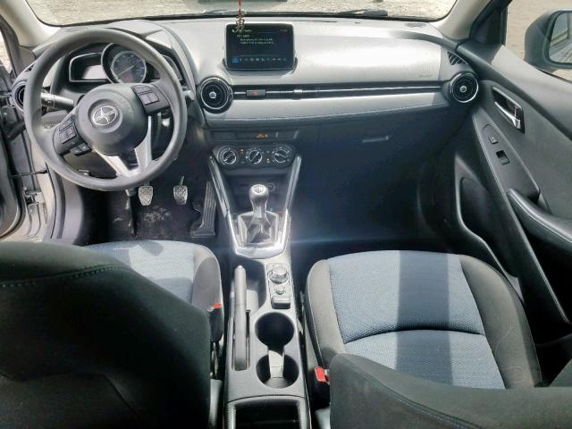 3MYDLBZV7GY139692 - 2016 TOYOTA SCION IA SILVER photo 9