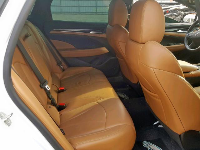 1G4ZP5SS4HU172157 - 2017 BUICK LACROSSE E WHITE photo 6