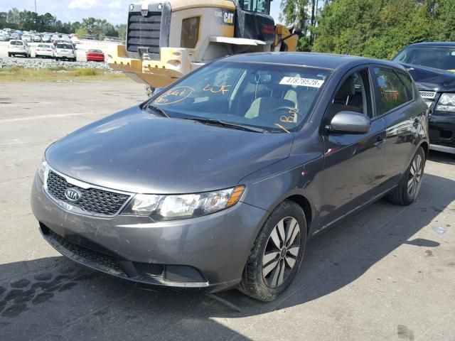 KNAFU5A25D5687025 - 2013 KIA FORTE EX GREEN photo 2