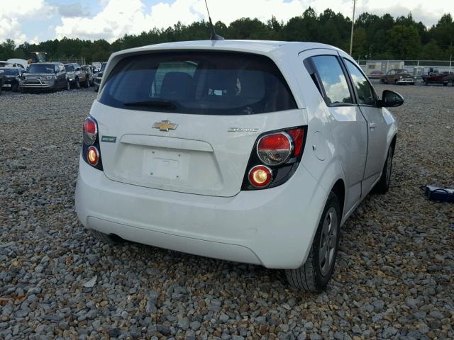 1G1JA6SH0E4226197 - 2014 CHEVROLET SONIC LS WHITE photo 4