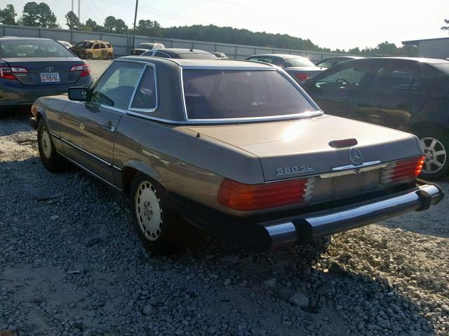 WDBBA48D8KA096962 - 1989 MERCEDES-BENZ 560 SL GOLD photo 3