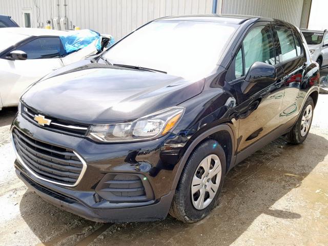 3GNCJKSB0HL145551 - 2017 CHEVROLET TRAX LS BLACK photo 2