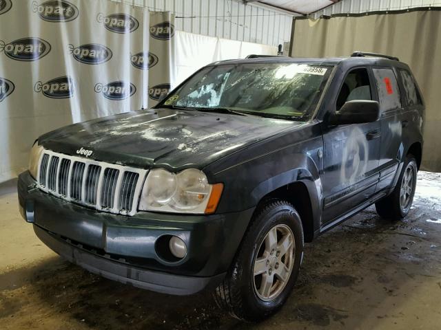 1J4HR48NX5C701693 - 2005 JEEP GRAND CHER GREEN photo 2