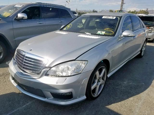 WDDNG71X27A135786 - 2007 MERCEDES-BENZ S 550 SILVER photo 2