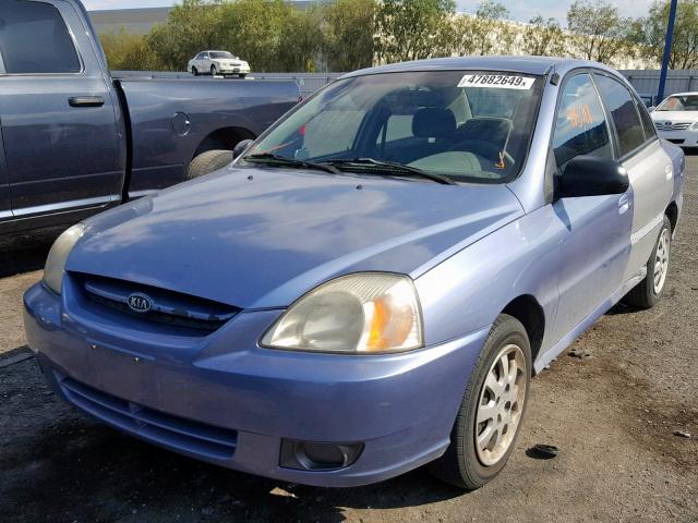 KNADC125536266619 - 2003 KIA RIO BLUE photo 2