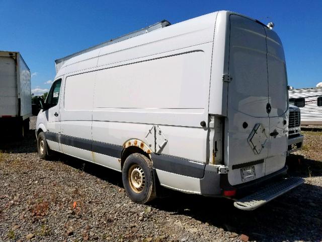 WD3PE8CB4B5578016 - 2011 MERCEDES-BENZ SPRINTER 2 WHITE photo 3