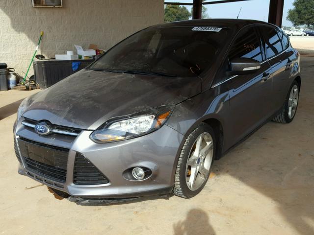 1FADP3N2XDL349251 - 2013 FORD FOCUS TITA GRAY photo 2