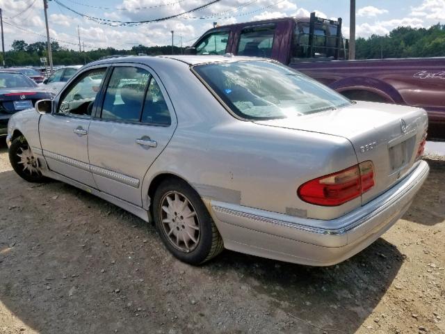 WDBJF65JXYB101567 - 2000 MERCEDES-BENZ E 320 SILVER photo 3