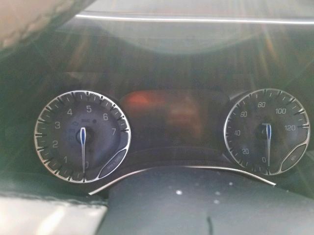 2C4RC1GG6JR149592 - 2018 CHRYSLER PACIFICA L WHITE photo 8