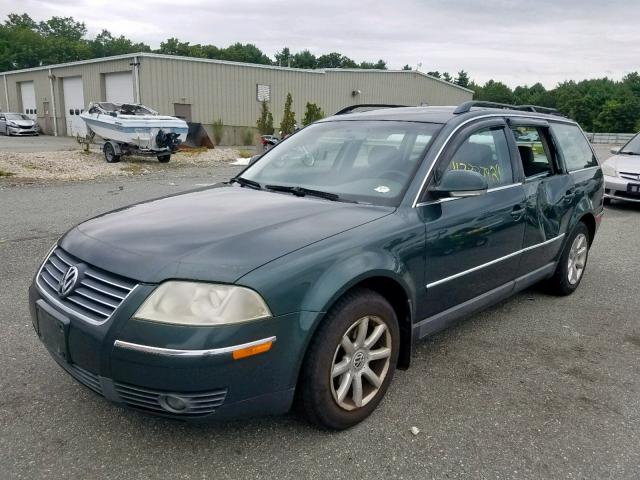 WVWVD63B44E273915 - 2004 VOLKSWAGEN PASSAT GLS GREEN photo 2