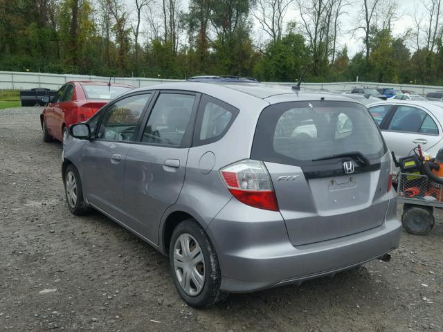 JHMGE8H28AC021553 - 2010 HONDA FIT GRAY photo 3