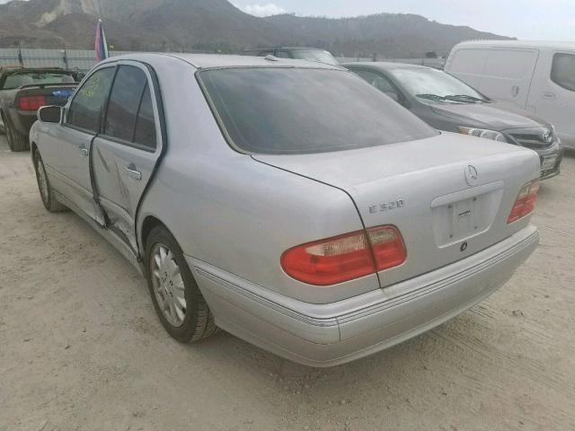 WDBJF65J3YA992548 - 2000 MERCEDES-BENZ E 320 SILVER photo 3